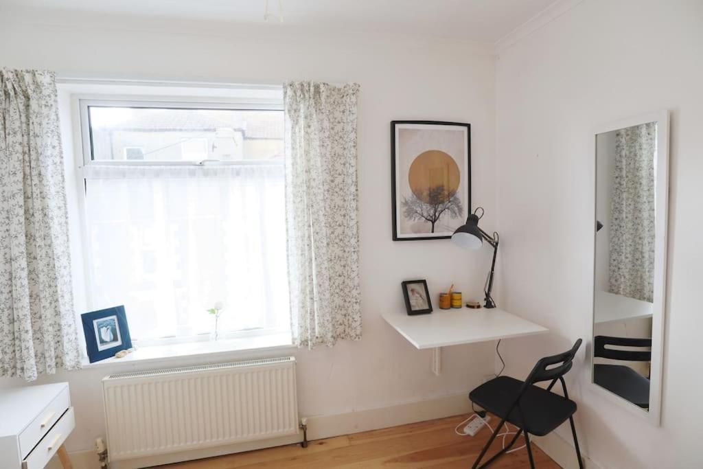 Cute Cottage 4 Mins From Cafes Station And Sea St Leonards-on-Sea Eksteriør bilde